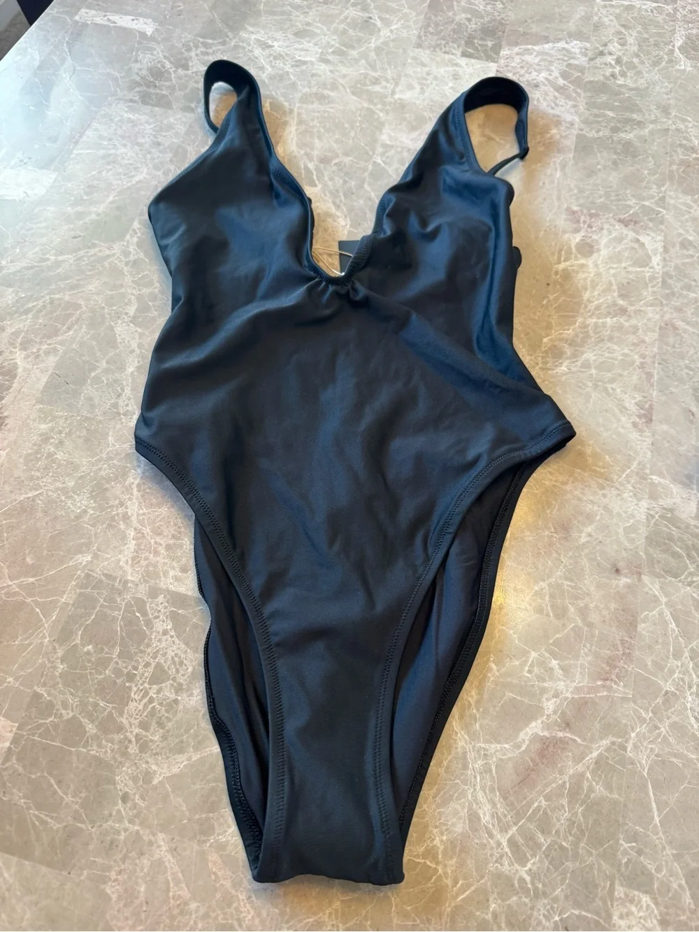 SKIMS SIGNATURE SWIM SCOOP NECK ONE PIECE S